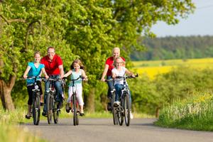 Bild vergr��ern: In Burbach wird die Fahrradsaison am 28. April beim Anradeln er�ffnet.

Bild: �Kzenon- fotolia.de