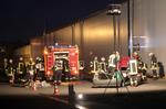 Bild vergr��ern: Bei der Einsatz�bung ging es darum, eine verletzte Person aus einem verunfallten PKW fachgerecht zu befreien und in der einsetzenden Dunkelheit die Einsatzstelle richtig auszuleuchten