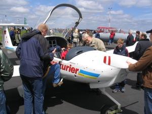Bild vergr��ern: Familientag Siegerland Flughafen2