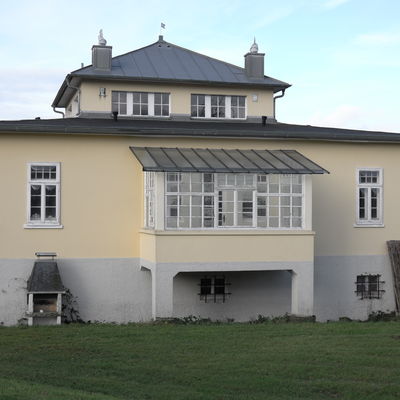Bild vergr��ern: 20180419 PM Landhaus Ilse - Denkmal des Monats 2
