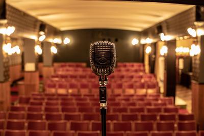 Bild vergr��ern: Das Heimhof-Theater wird auch dieses Jahr vielen K�nstlerinnen und K�nstlern eine sch�ne B�hne bieten - und dem Publikum ein abwechslungsreiches Jahresprogramm.