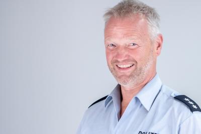 Bild vergr��ern: Polizeihauptkommissar Stefan Moll ist Ansprechpartner f�r W�rgendorf, Lippe, Holzhausen, Niederdresselndorf, Oberdresselndorf und L�tzeln.