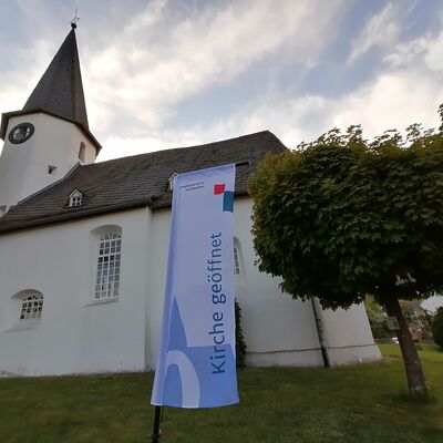 Bild vergr��ern: Die Wehrkirche W�rgendorf steht ab sofort t�glich von 9 bis 18 Uhr offen.