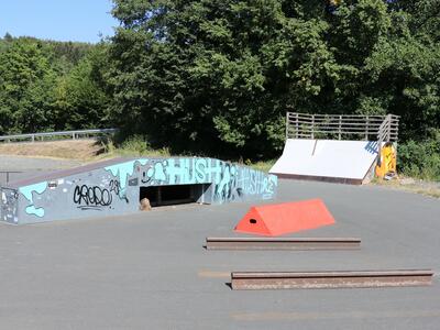 Bild vergr��ern: Der Skaterpark im Gewerbepark Burbach soll aus seinem Dornr�schenschlaf geweckt werden.