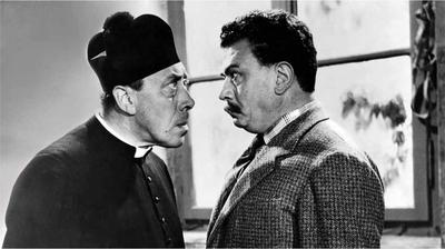 Bild vergr��ern: Im Filmpalast des Heimhof-Theaters Burbach gibt es in der Adventszeit ein Wiedersehen mit Don Camillo und seinem ewigen Widersacher, dem B�rgermeister  Peppone.