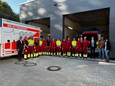 Bild vergr��ern: Die Mitarbeiterinnen und Mitarbeiter der DRK-Rettungswache finden in der erweiterten und sanierten Wache Wahlbach nun ideale Bedingungen f�r ihre Dienste vor.