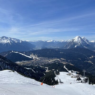 Bild vergr��ern: In der zweiten Woche lag ausreichend Schnee auf den Pisten.