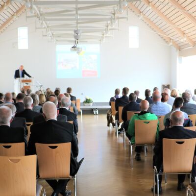 Bild vergr��ern: Der Jahresempfang 2023 fand diesmal wieder im B�rgerhaus Burbach statt.