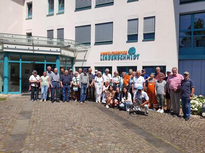 Bild vergr��ern: Die Firma Umweltfirma Lindenschmidt KG �ffnete ihre Pforten f�r die Besucherinnen und Besucher.