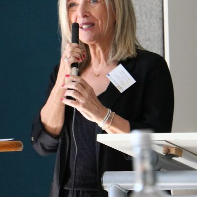 Bild vergr��ern: Heide Heinecke-Henrich, 1. stellv. B�rgermeisterin: �Wenn wir alle f�r das Thema brennen, wird es etwas Besonderes.�