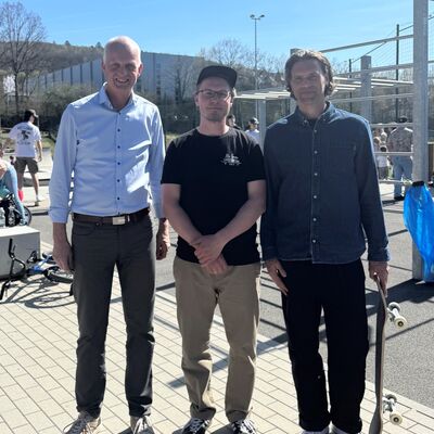 Bild vergr��ern: Er�ffnung Skatepark 1