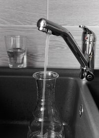 Bild vergr��ern: In Lippe und L�tzeln kann das Trinkwasser aus dem Hahn wieder bedenkenlos ohne Abkochen genutzt werden.