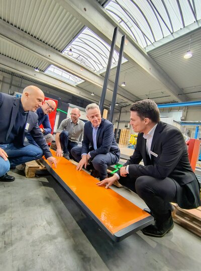 Bild vergr��ern: Vetter entwickelt hochwertige und innovative Produkte f�r jeden Anwendungsfall, z.B. Gabelzinken mit Anti-Rutsch-Beschichtung.