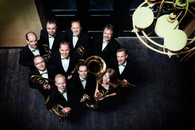 Bild vergr��ern: Am 25.02.2017 entf�hrt das Siegener Blechbl�serensemble auf eine musikalisch facettenreiche Reise der Extraklasse!